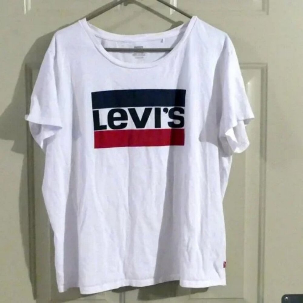 Levi's Women's Plus Size Perfect Graphic Short Sleeve T-Shirt